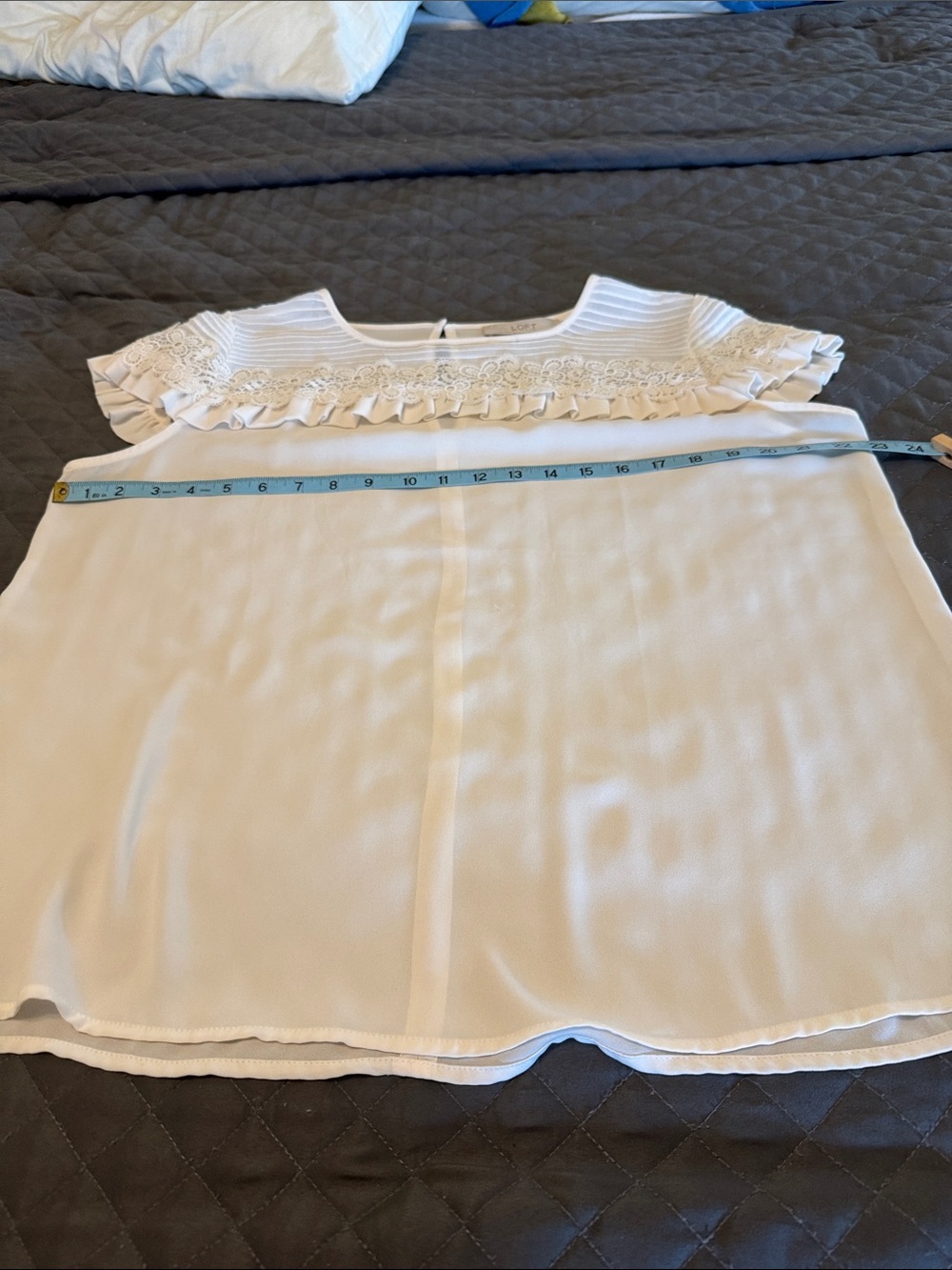Women’s White Ruffle Lace Yoke Top - Brand Unknown